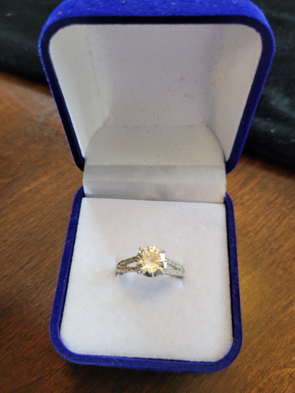 Vintage Silver-toned Round Faux Diamond Ring